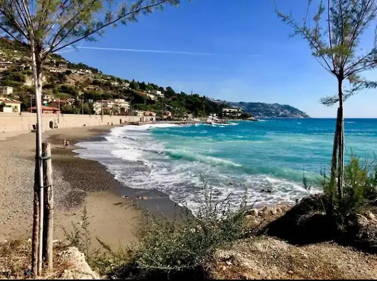 Casa Della Bella Vita. Sea View Appartement. 博尔迪盖拉